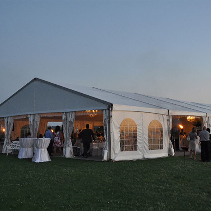 What's the advantages of clear span tent?